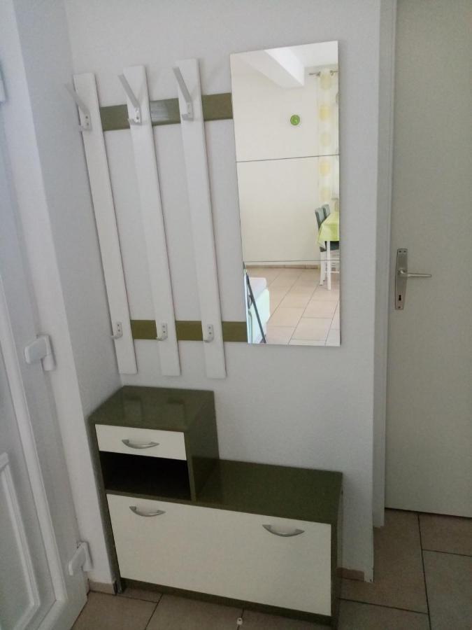 Apartmani Cesar Rtina Bagian luar foto