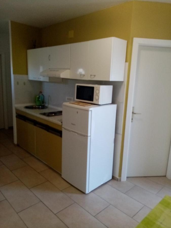 Apartmani Cesar Rtina Bagian luar foto